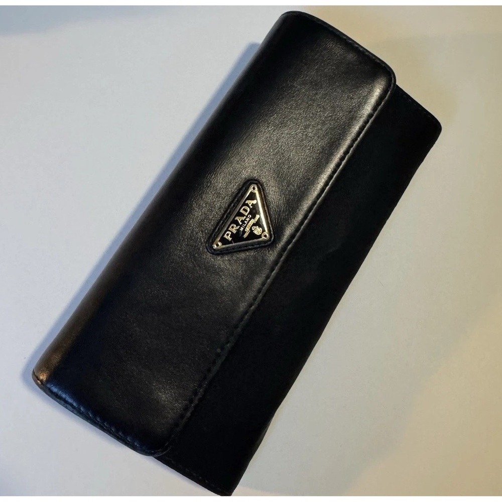 Prada Saffiano Long Black Wallet with Box and Authentication Card - Picture 5 of 16